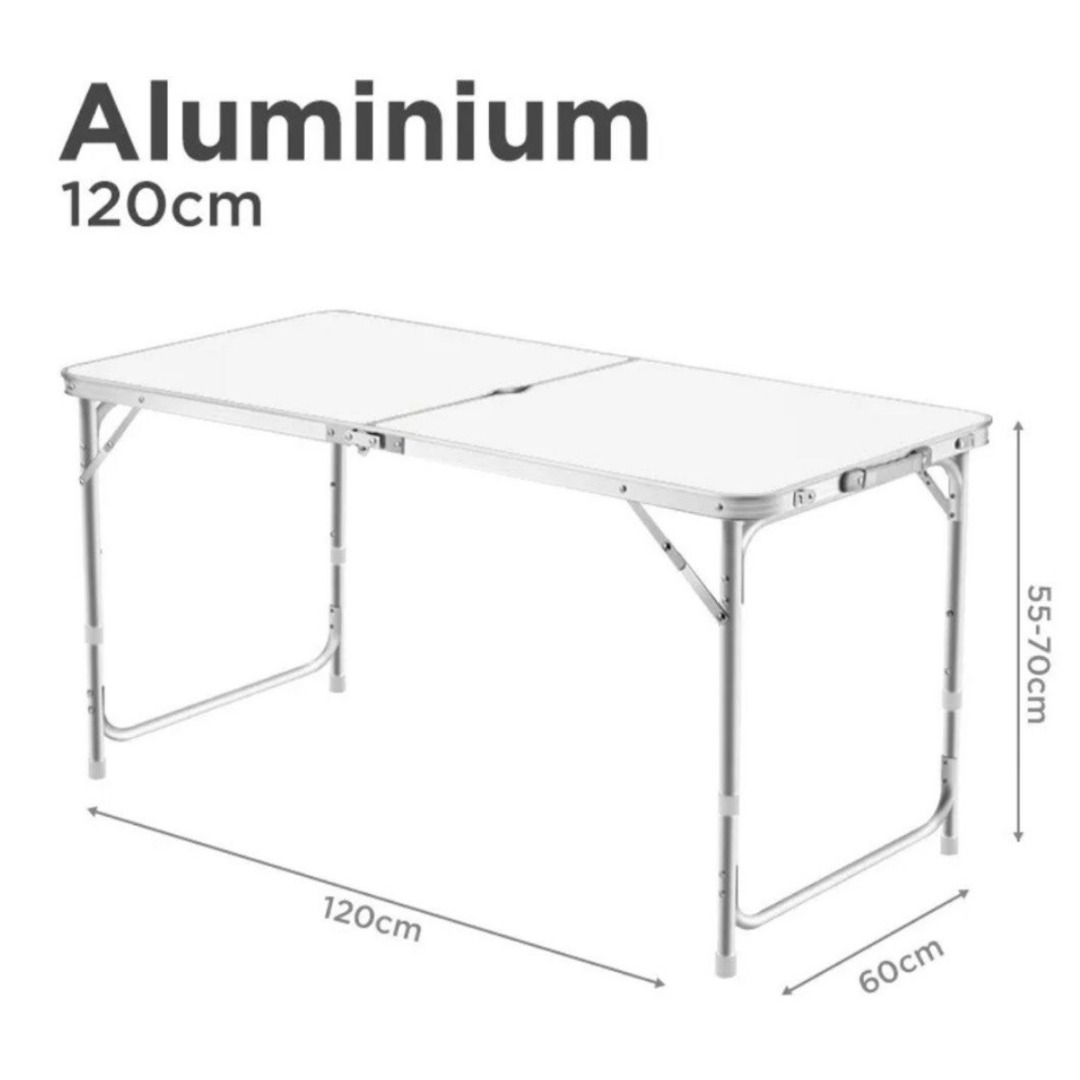 Foldable table465149331526789120