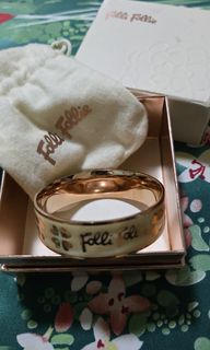 (Category: ) located in . Submitted by loved_collections (Listing ID 1440192892, Image 1). Description: .