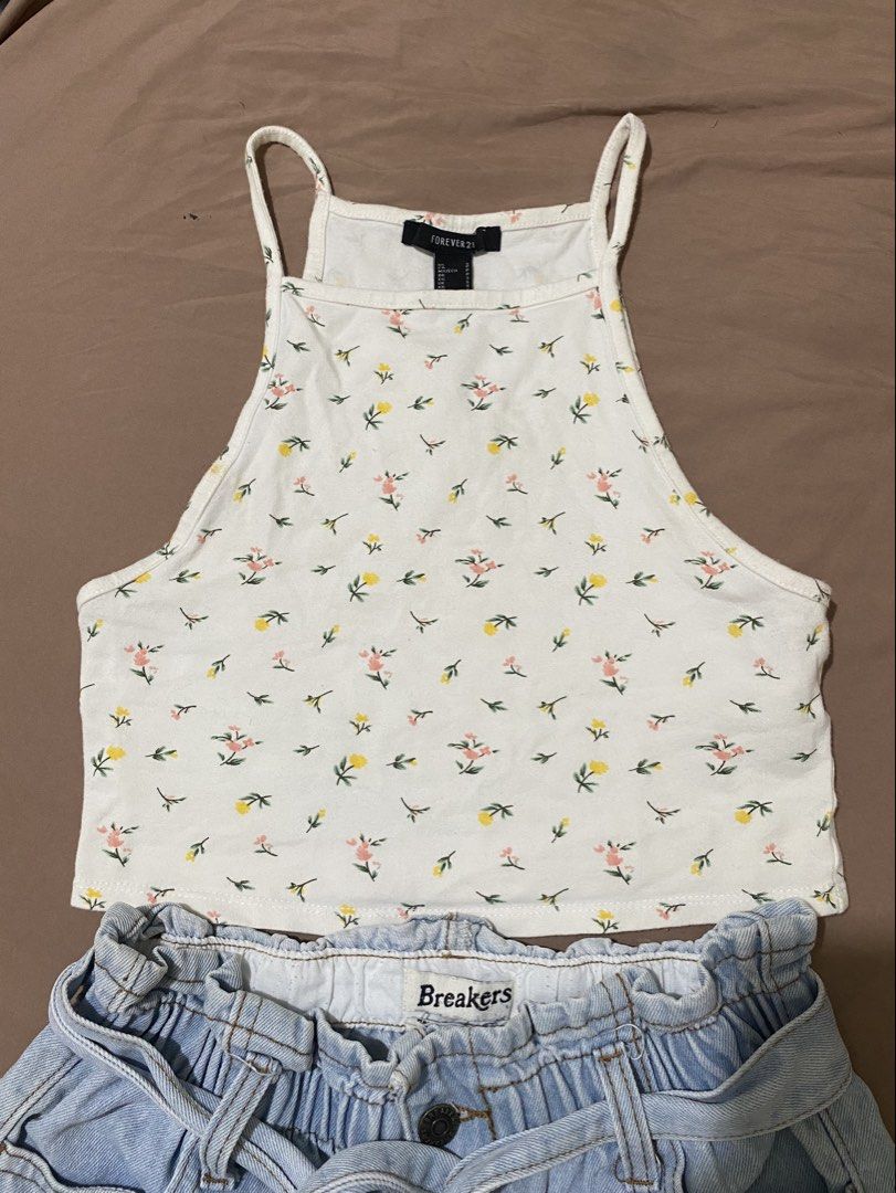 Forever 21 Floral tank Top (Category: Sets or Coordinates) located in Manila. Submitted by allysa_29 (Listing ID 1440162044, Image 2). Description: Authentic F21 SET: 180.00 Top only: 99 denim short only:99 mop: Gcash Manage your expectations Color may vary due to lighting .