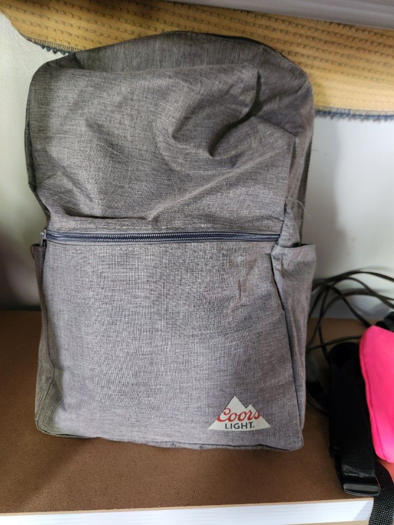 Fs unisex cooler bagpack insulated (Category: Backpacks) located in Tarlac. Submitted by margareth24 (Listing ID 1439997974, Image 1). Description: For sale large bp No issue.