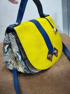 (Category: ) located in . Submitted by kristhriftshop13 (Listing ID 1440171160, Image 1). Description: .