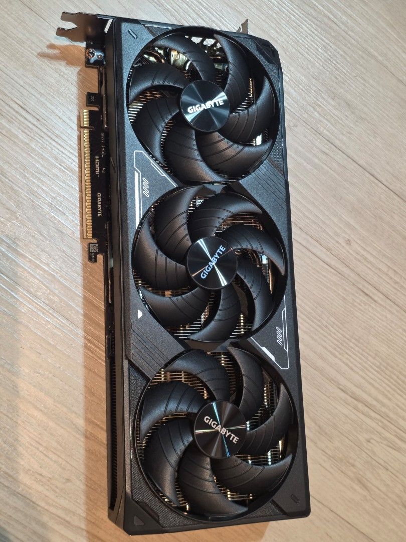 Gigabyte RTX 5080 GPU RTX5080465195922484766722