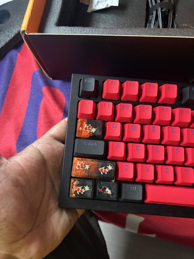 Glorious GMMK Pro Mechanical Keyboard with Custom Keycaps464755425427466244