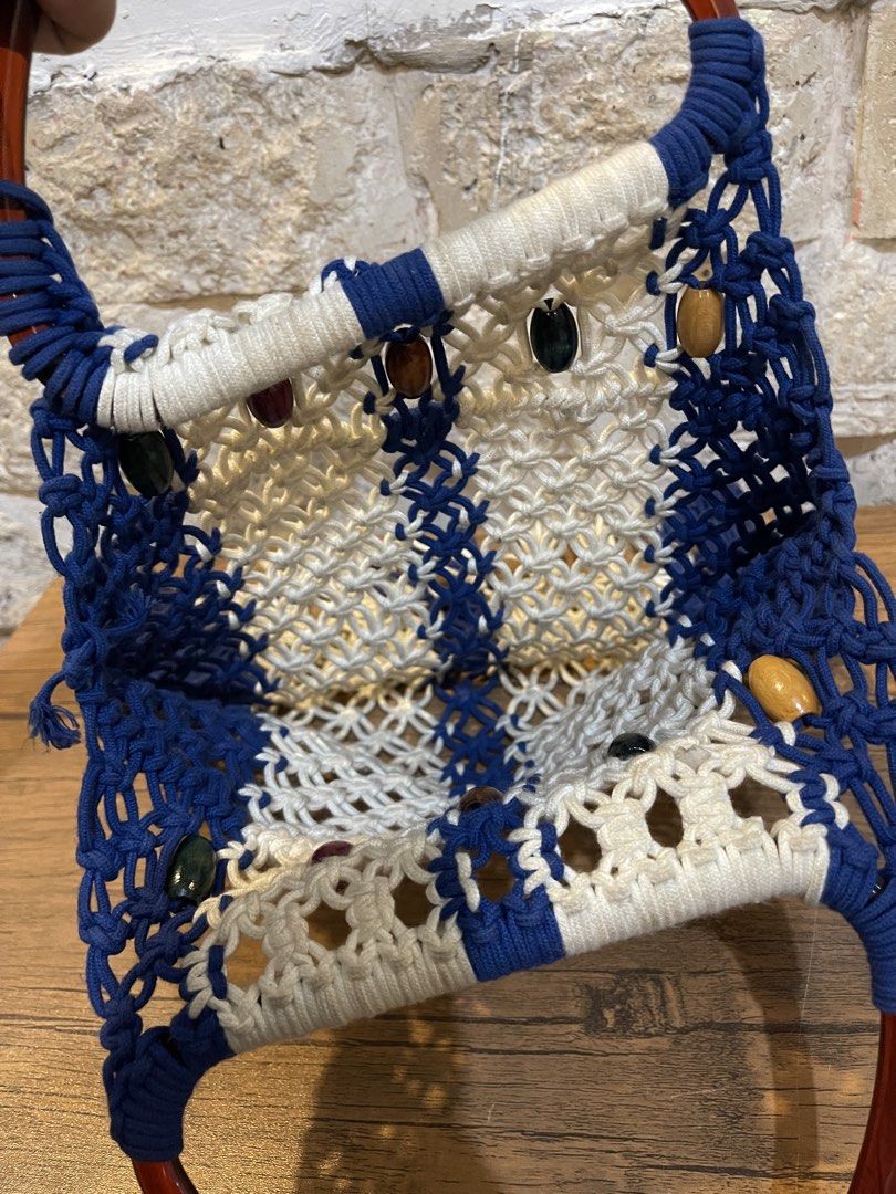 Handbag (Category: Beach Bags) located in San Fernando. Submitted by japansurpluselyu (Listing ID 1440033450, Image 3). Description: 11x12.