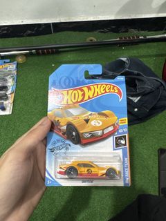 (Category: ) located in . Submitted by rozesbundlestore (Listing ID 1440107153, Image 1). Description: .
