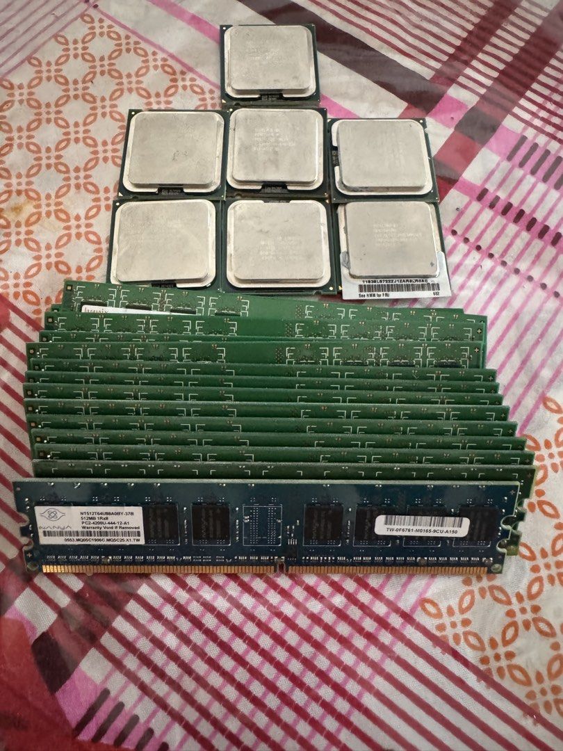 Intel Pentium D CPUs and DDR2 RAM Modules464870042921216000