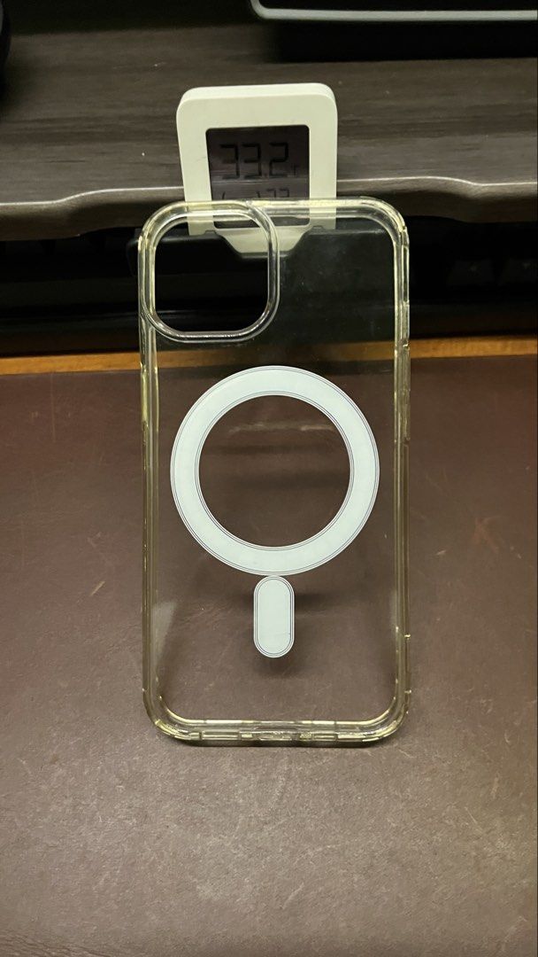 iPhone 13 Clear MagSafe Phone Case (Category: Cases & Sleeves) located in San Juan City. Submitted by kaelarafer (Listing ID 1440130578, Image 1). Description: iPhone 13 Clear MagSafe Phone Case Used once or twice only RFS: Decluttering .