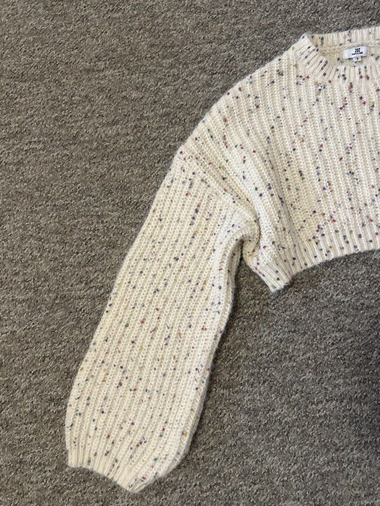 Jumper (Category: Women's Clothes) located in Liverpool. Submitted by amraluckett (Listing ID 1440045136, Image 3). Description: ZOZ New without Tags Size F .