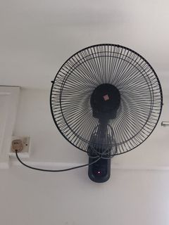 (Category: ) located in . Submitted by dielahu (Listing ID 1440055476, Image 1). Description: .