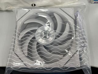 （分類：）位於 。 由 savi0023 提交（商品編號 1440024680，圖片 1）。簡介： 。