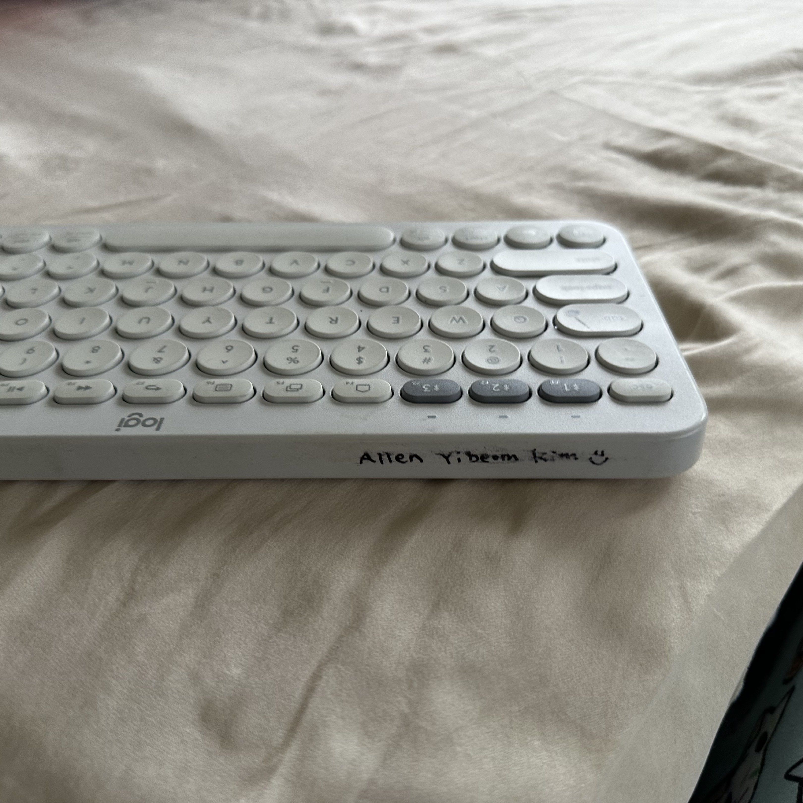 Logitech K380 Multi-Device Bluetooth Keyboard464600812550901762