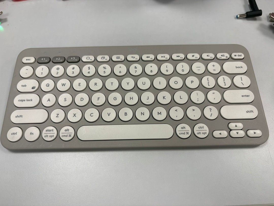Logitech K380 Multi-Device Bluetooth Keyboard - Grey464859322909337600