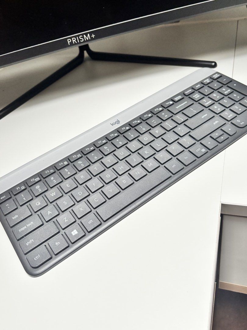 Logitech K470 Slim Wireless Keyboard478523065285355521