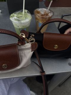 (Category: ) located in . Submitted by _girlfinds (Listing ID 1440155181, Image 1). Description: .