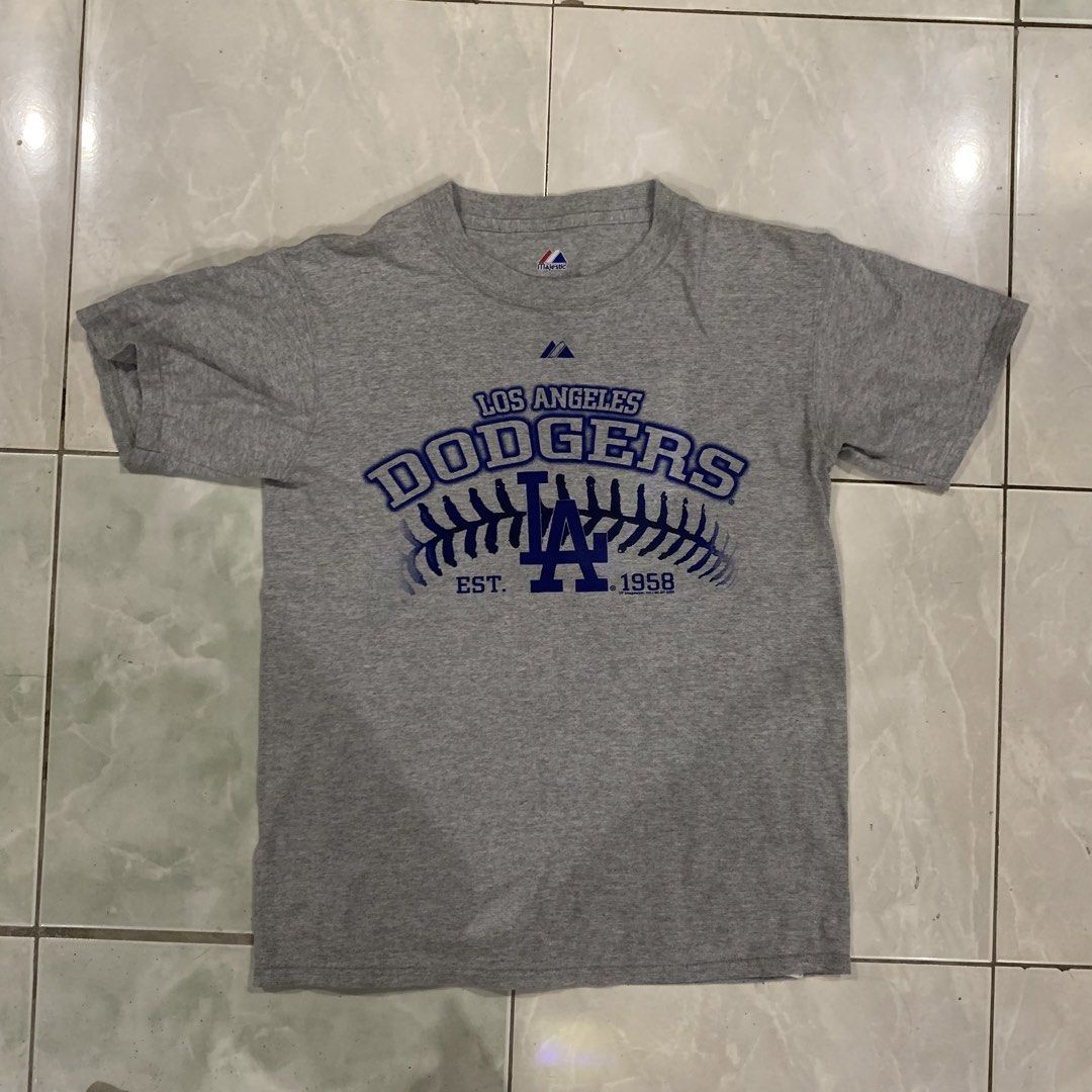 Los Angeles Dodgers Baseball Shirt (Category: Tshirts & Polo Shirts ) located in Calasiao. Submitted by lattekid (Listing ID 1440014546, Image 1). Description: Size: Small Condition: 9.5/10 No flaws and damages, never been worn .