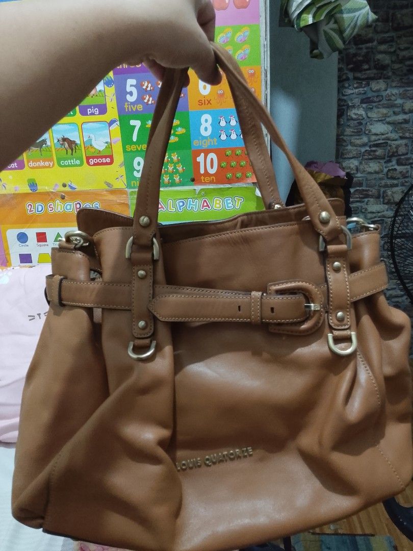 Louis quatorze (Category: Luxury Bags & Wallets) located in Manila. Submitted by yezydior (Listing ID 1440068331, Image 1). Description: .