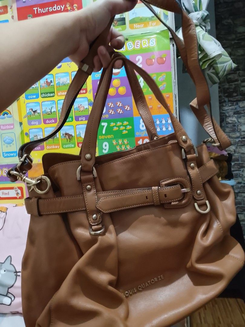 Louis quatorze (Category: Luxury Bags & Wallets) located in Manila. Submitted by yezydior (Listing ID 1440068331, Image 3). Description: .