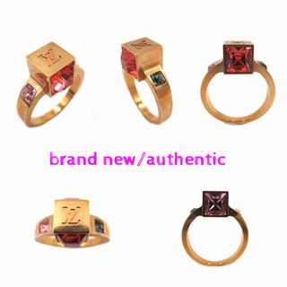(Category: ) located in . Submitted by vienxshop (Listing ID 1440021554, Image 1). Description: .