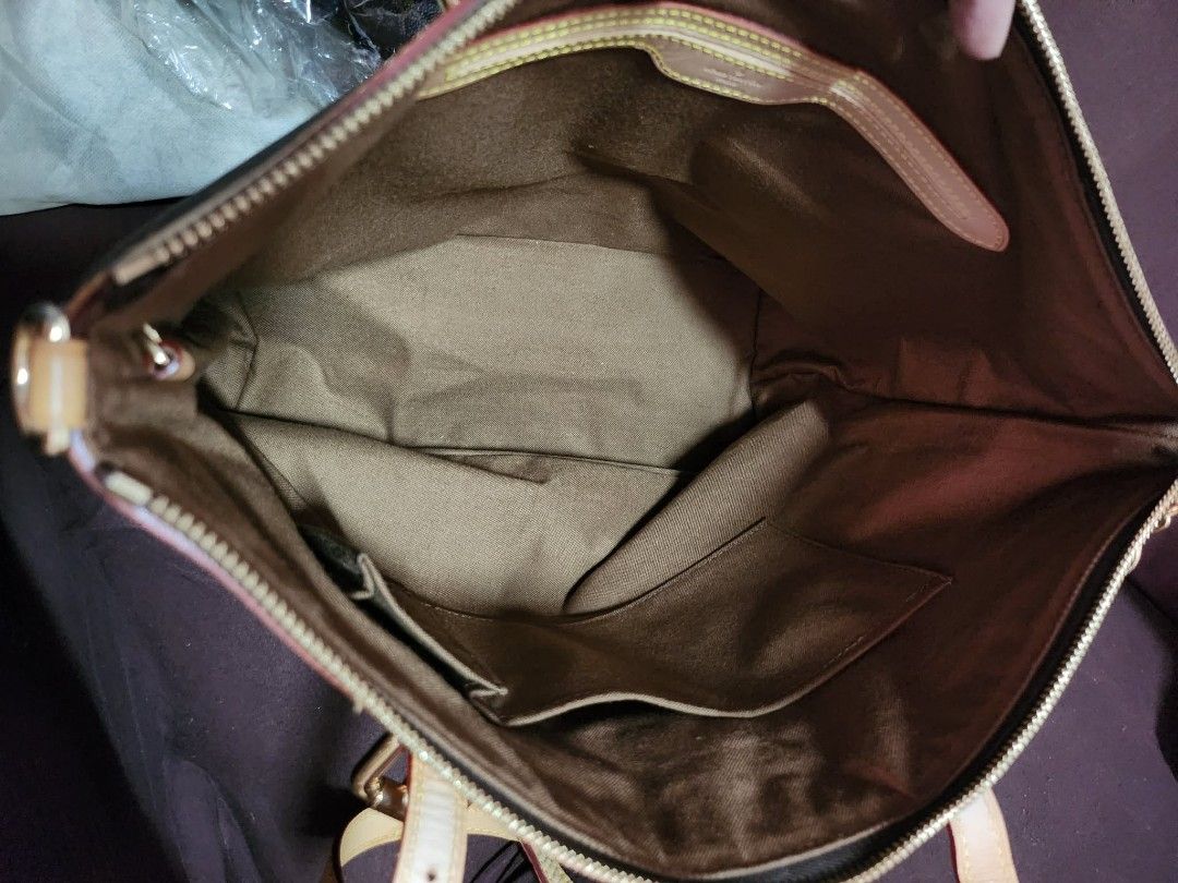 Louis Vuitton Monogram Canvas Palermo GM Bag. (Category: Luxury Bags & Wallets) located in Caloocan City. Submitted by xtrabaggageforsale (Listing ID 1439997930, Image 2). Description: New Arrival!!! In excellent preloved condition from Korea. Design Details: It features iconic monogram-coated canvas with an inverted front pleat, vachetta cowhide leather trim, and a gold-tone chain zipper pull. -See photos and item specifics for details and condi
