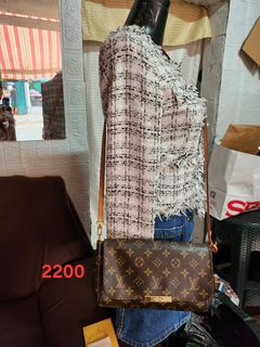 (Category: ) located in . Submitted by xtrabaggageforsale (Listing ID 1439999237, Image 1). Description: .