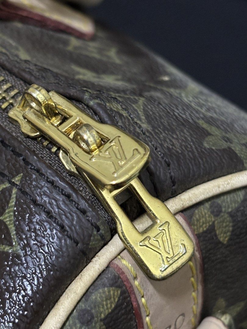 Louis Vuitton Speedy 30 Monogram Canvas Shoulder Bag (Category: Luxury Bags & Wallets) located in Aloran. Submitted by aezamirae (Listing ID 1440096125, Image 3). Description: CODED - Louis Vuitton Speedy 30 - Classic Monogram canvas - Spacious interior - Comfortable top handles - Detachable shoulder strap for versatile carrying - Gold-tone hardware - Signature LV detailing - Timeless piece for everyday use .