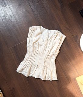(Category: ) located in . Submitted by i.dont.do.trades.thanku (Listing ID 1440104329, Image 1). Description: .