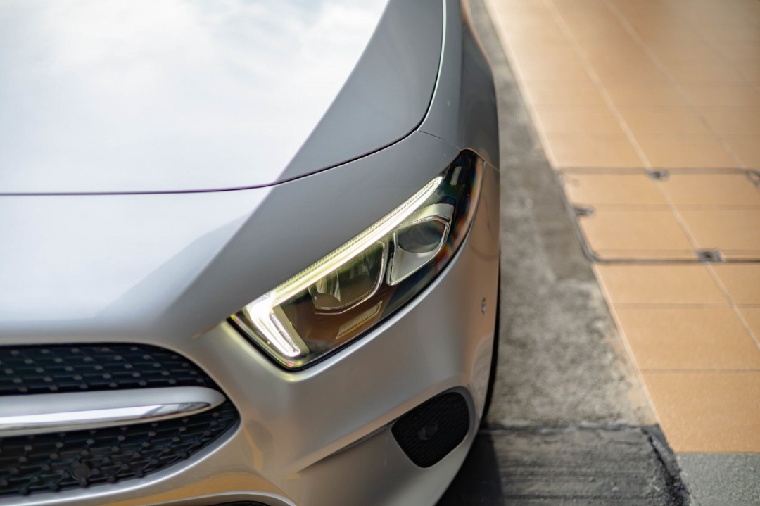 Mercedes-Benz A-Class A200 Progressive Auto (Category: Used Cars) located in Singapore. Submitted by vinsautogroup (Listing ID 1440012509, Image 3). Description: Vehicle Features: 1.3l 4 cylinder inline 16v turbocharged engine, 7g-DCT, producing 160bhp, paddle shifter, cruise control, multi function steering, keyless entry/start Accessories: Apple CarPlay & Android Auto, memory seats, ambient lighting, multi function steering, cruise control, key