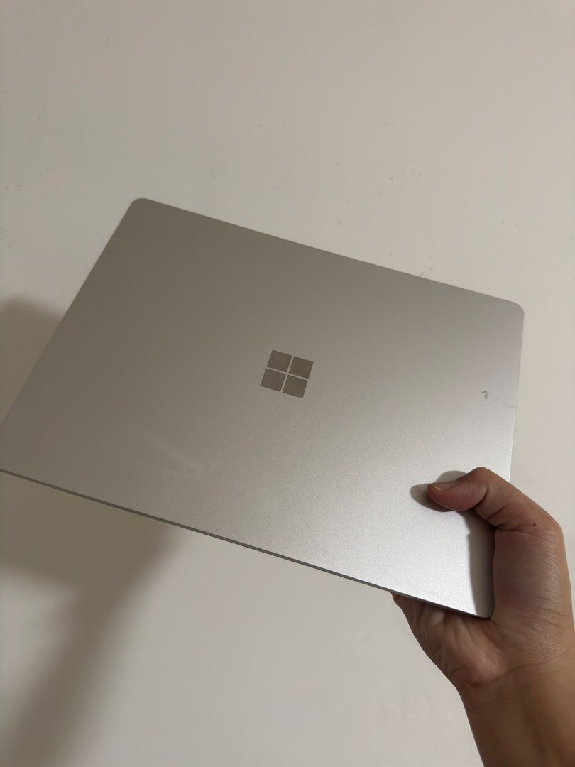 Microsoft Surface Laptop Go 1- Platinum464853090058915844
