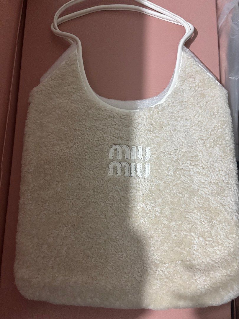 Miumiu Ivy Bag (Category: Shoulder Bags) located in Cavite. Submitted by declutteringthingzz (Listing ID 1440123797, Image 3). Description: From Australia Brandnew With complete inclusions Retails for €3500.