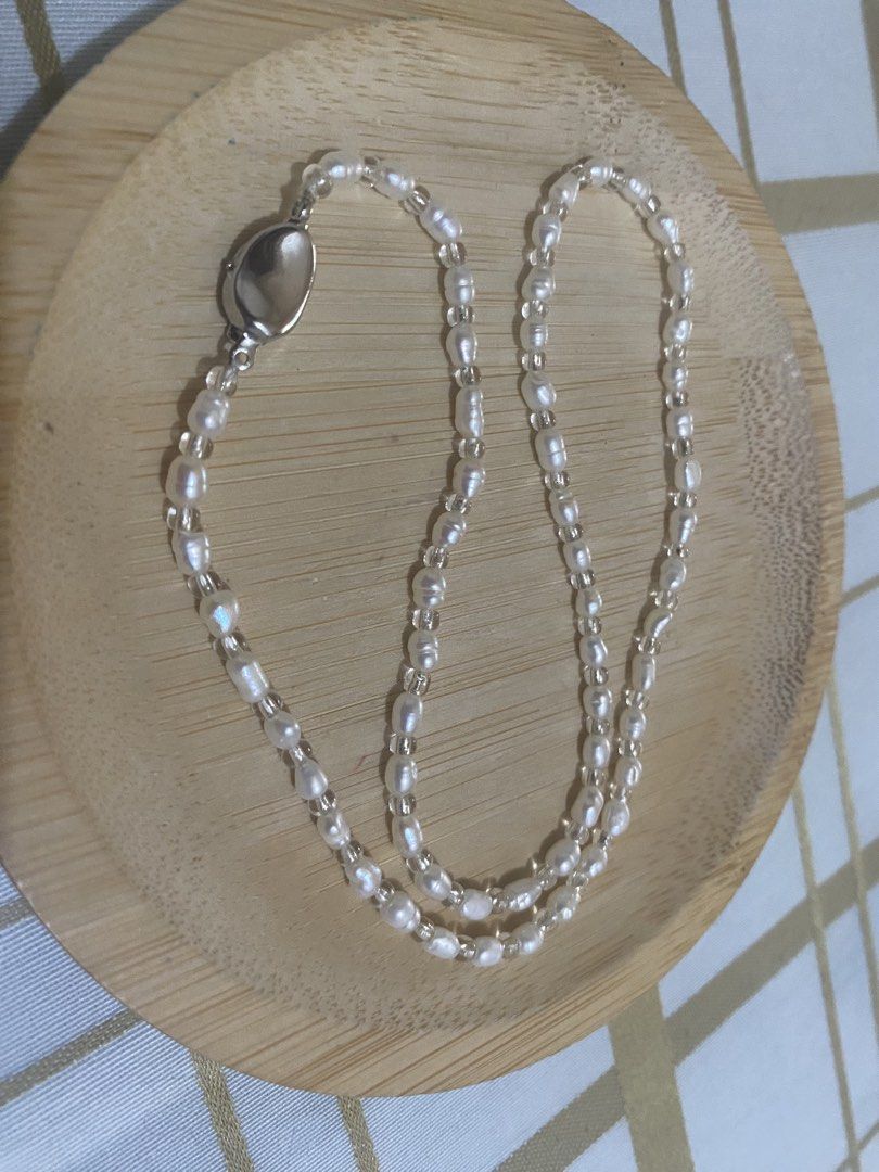 NATURAL REAL PEARL NECKLACE (Category: Necklaces) located in Las Pinas. Submitted by dnbshphb (Listing ID 1440007077, Image 3). Description: Natural Real Pearl Necklace 5mm Very nice luster 17inches long S925 lock Brandnew No COD.