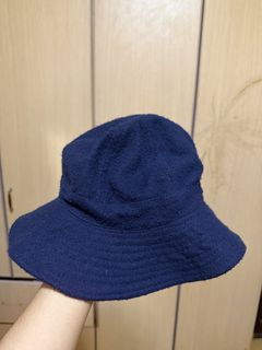 (Category: ) located in . Submitted by shaks_closet (Listing ID 1440123441, Image 1). Description: .