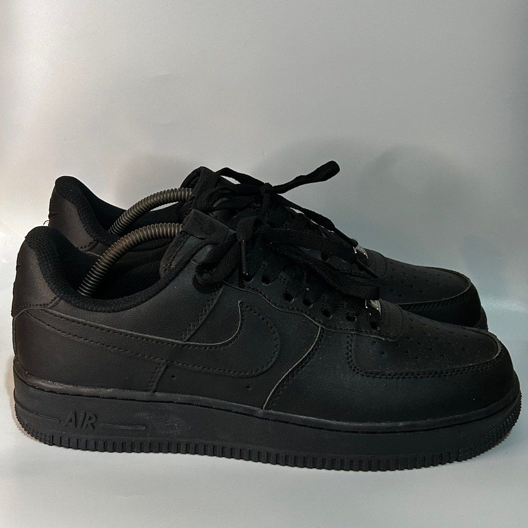 Nike airforce 1 (Category: Sneakers) located in Iloilo. Submitted by relis.rd (Listing ID 1440010369, Image 1). Description: 43.