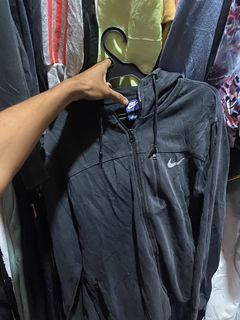 (Category: ) located in . Submitted by thriftfindzs (Listing ID 1440075536, Image 1). Description: .