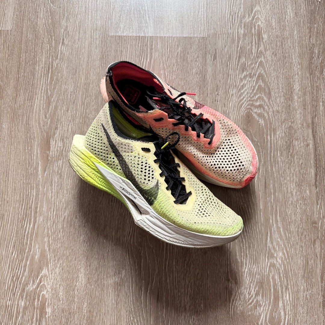 Nike ZoomX Vaporfly NEXT% 3 (Category: Sneakers) located in Taguig. Submitted by apartment.twentyseven (Listing ID 1440065183, Image 1). Description: Nike ZoomX Vaporfly NEXT% 3 Size: 9 US Condition: 8/10 used 100+km Price: ₱3,000 only..