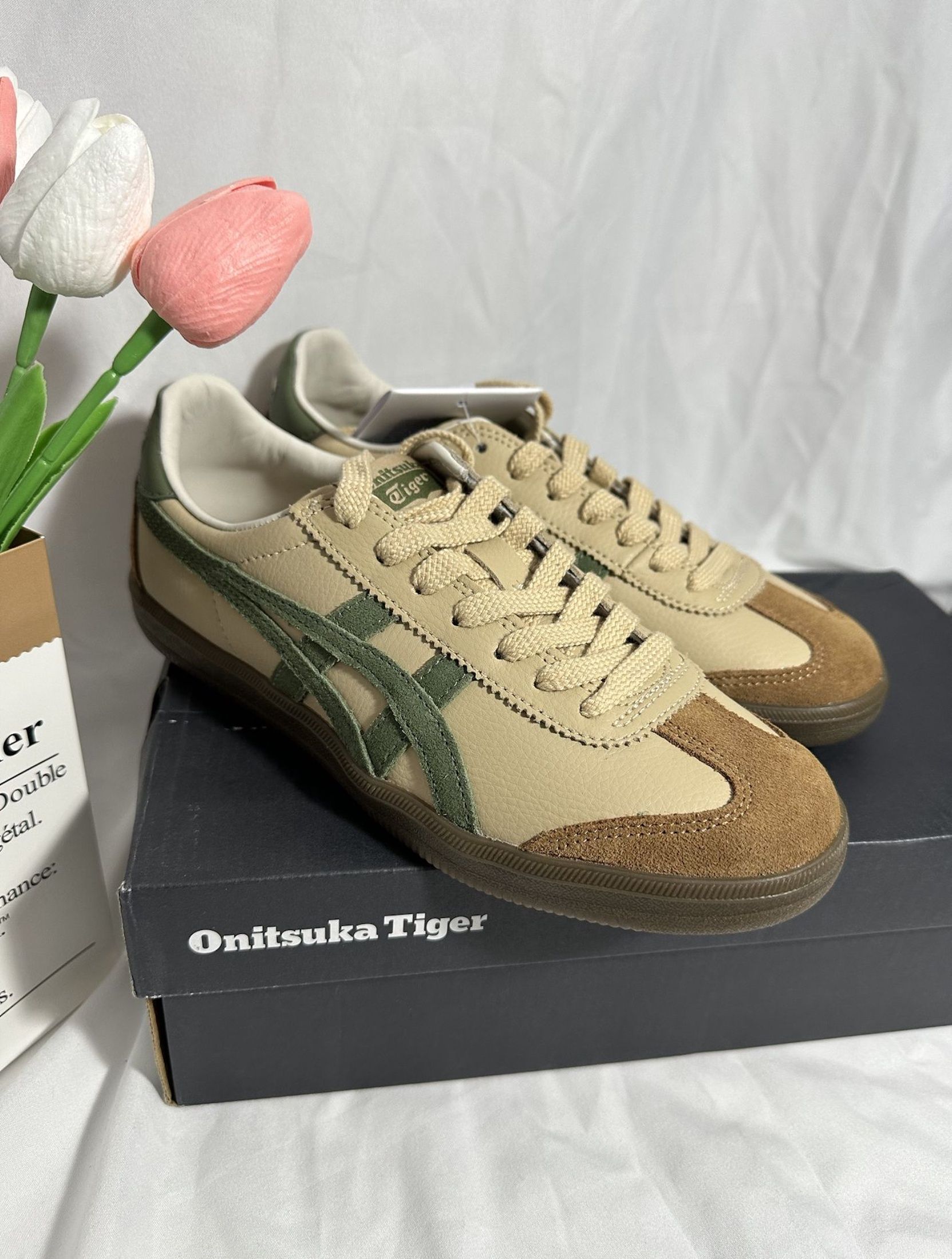 Onitsuka Tiger Tokuten Comfort Brown/Green (Category: Sneakers) located in Singapore. Submitted by alexwildgem (Listing ID 1440021606, Image 1). Description: 🏷️ Item Description Brand: Onitsuka Tiger Model: Onitsuka Tiger Tokuten Comfort Brown/Green Status: Brand New, unused 📮 Delivery Process • ~3 days after order: photos sent to confirm • Confirmed? Ships via J&T or Ninja Van (free) • Tracking provided, I update regularly • Pay on delivery — 