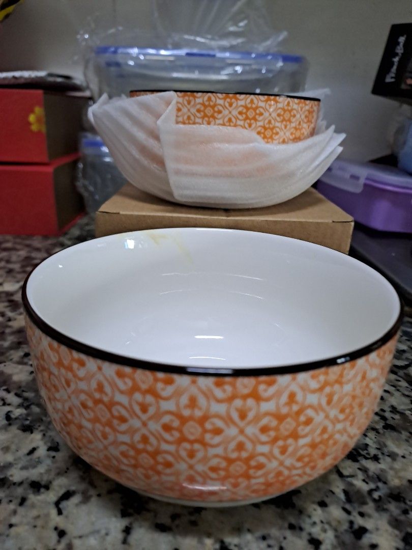 Orange Patterned Ceramic Bowl with Black Rim465042978007961600