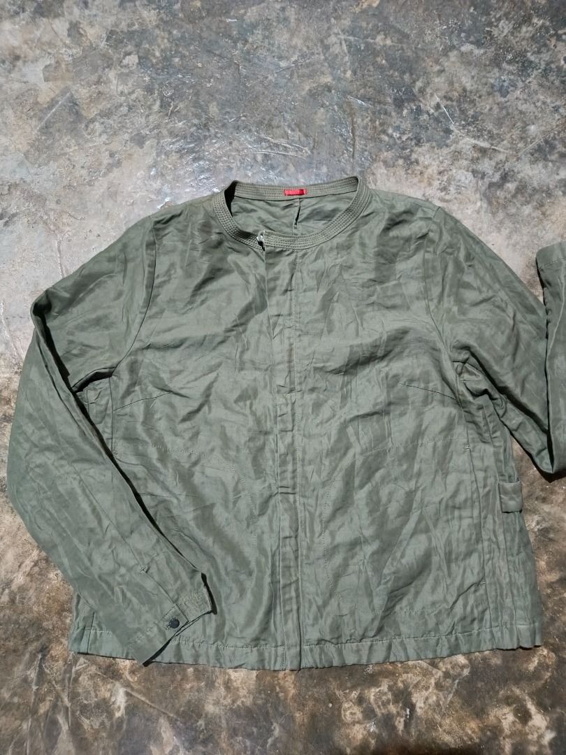 Pallas Palace Linen Blouson (Category: Coats, Jackets and Outerwear) located in Davao. Submitted by plan-b (Listing ID 1440168345, Image 2). Description: Size - Small to medium women's Dimes - 22x22.5 Good condition Unisex style.