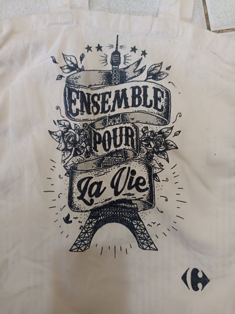 Paris Tote bag, ukay ukay (Category: Tote Bags) located in Angono. Submitted by gmcthriftstore (Listing ID 1440033610, Image 3). Description: ukay ukay need wash as is size: W16 x h15 inches.