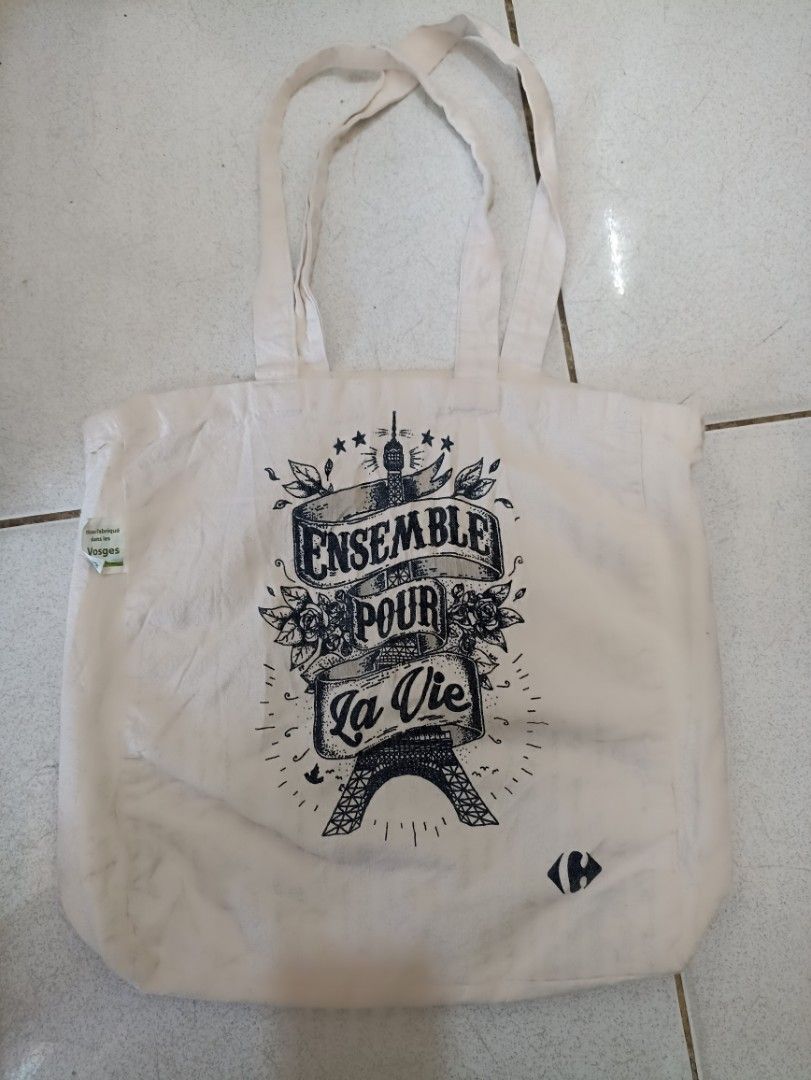 Paris Tote bag, ukay ukay (Category: Tote Bags) located in Angono. Submitted by gmcthriftstore (Listing ID 1440033610, Image 1). Description: ukay ukay need wash as is size: W16 x h15 inches.