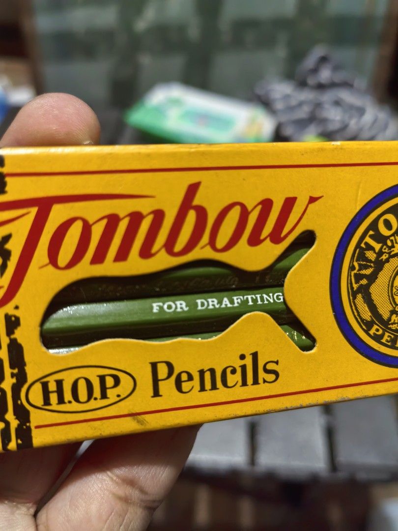 Pencils - Tombow 8900 Graphite Pencils (Category: Stationery & School Supplies) located in Cebu City. Submitted by dudes_villanueva (Listing ID 1440021326, Image 3). Description: Pencils - Tombow 8900 Graphite Pencils - H 12 pcs. In 1 box 📌A classic hight quality drafting pencils. 2 boxes available..