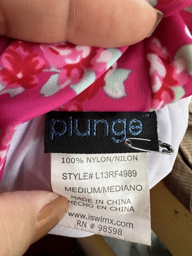 Pink Floral & Polka Dot Ruffle Bikini Top medium (Category: Bikinis & Swimsuits) located in Cebu City. Submitted by k_and_k_pinkcloset (Listing ID 1440033635, Image 3). Description: 📌items were preloved, handpicked thrifted, some never worn 📌Prices may vary depends on the quality of the item as well as brands 📌some prices are negotiable 📌Items were washed 🚚delivery via maxim rider (fee shouldered by buyer) 🚚nationwide delivery via JnT (fee 