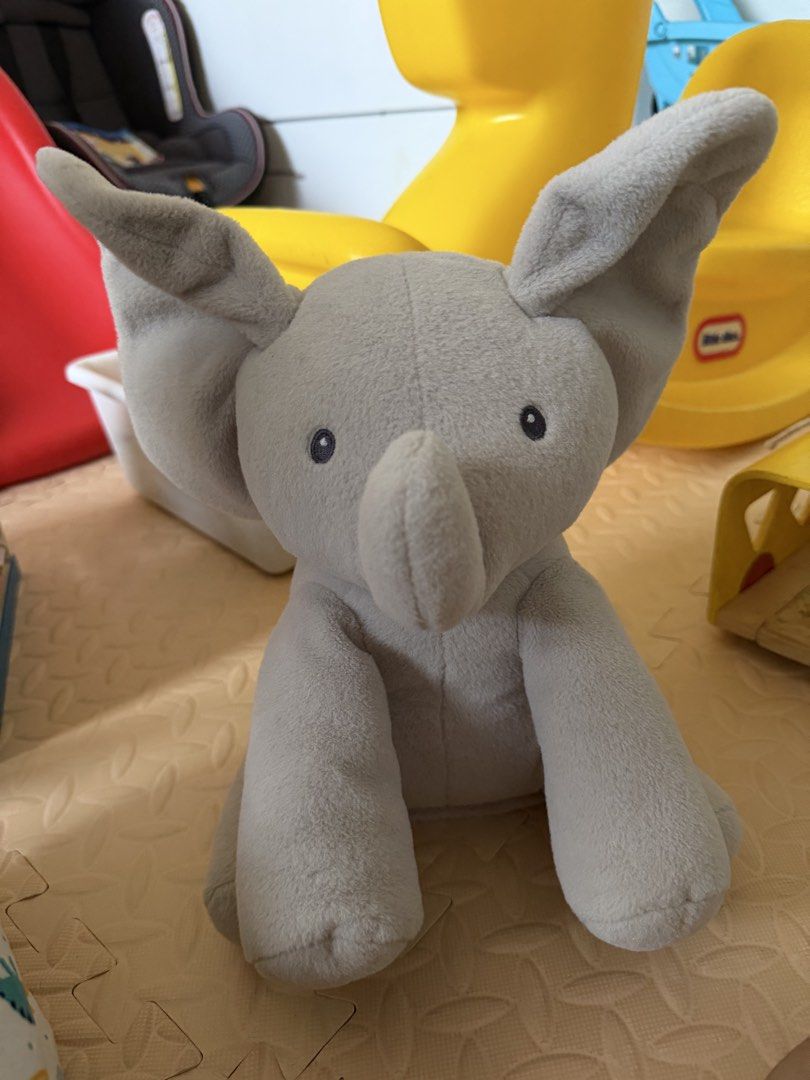 Playskool Giraffe, Elephant Plush, Music Toy, Shape Sorter (Category: Infant Playtime) located in Malolos. Submitted by pb96104 (Listing ID 1440118499, Image 1). Description: - Bundle of 4 baby toys - Includes Playskool giraffe with rolling balls - Peek-a-boo elephant plush - Musical keyboard with animal sounds - Wooden shape sorter cube with bead maze - Ideal for sensory play and early development. No batteries but all working Get all for 700.