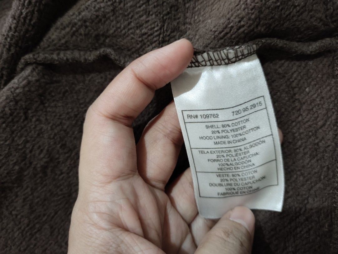Puma Girls Hoodie Jacket (Category: Babies & Kids Fashion) located in Caloocan City. Submitted by legit_store (Listing ID 1440128283, Image 3). Description: ☑️ LAST PRICE POSTED ❗ ☑️ Please manage your expectations since all items are preloved ☑️ Please be considerate if there's any unnoticed flaws on your orders.