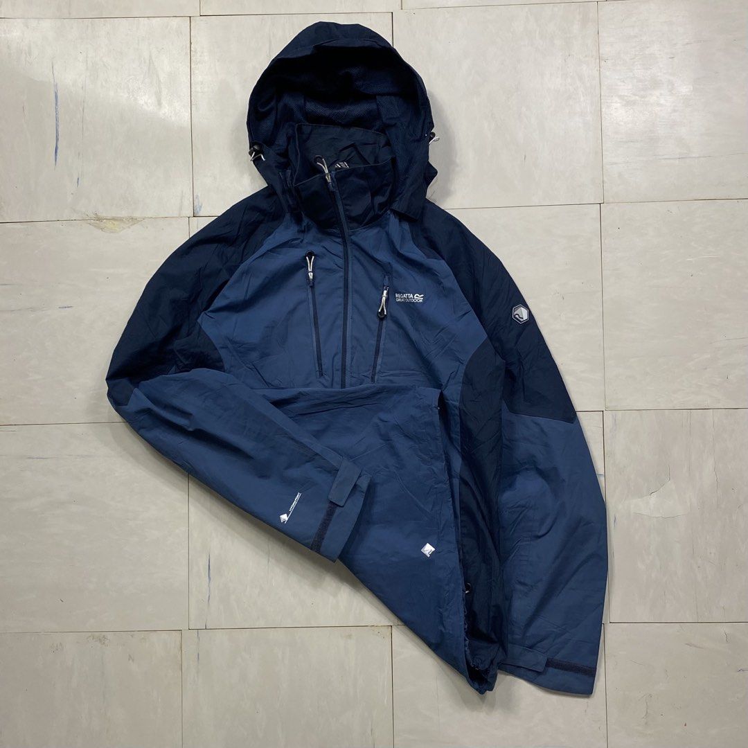 Regatta Great Outdoors Blue Hooded Jacket (Category: Coats, Jackets and Outerwear) located in Cebu City. Submitted by cjakosalem02 (Listing ID 1440168085, Image 2). Description: - Regatta Great Outdoors hooded jacket - Full zip closure - Multiple zippered pockets - Adjustable hood - Perfect for outdoor adventures.