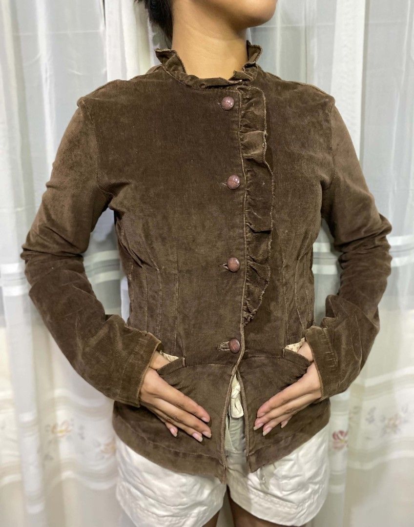 Rusty Corduroy fitted Jacket (Category: Coats, Jackets and Outerwear) located in Cebu City. Submitted by _0rue (Listing ID 1440041572, Image 1). Description: .