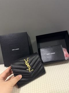 （分類：）位於 。 由 second_hands_ 提交（商品編號 1440176222，圖片 1）。簡介： 。