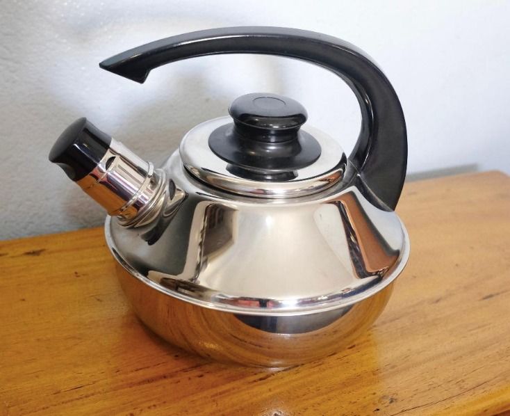 Saladmaster Whistling Kettle 1.5QT (Category: Cookware & Accessories) located in Quezon City. Submitted by gchua888 (Listing ID 1439994446, Image 1). Description: Saladmaster TP304S Stainless Steel Whistling Kettle 1.5QT Made in Germany Used once only then stored. Item has some minimal scratches due to storage. No box included anymore. RFS: Decluttering Mode of payment: GCASH or BDO only No meetups. No bogus buyers and joy reservers. No cancellat