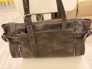 （分類：）位於 。 由 eirib 提交（商品編號 1440026620，圖片 1）。簡介： 。