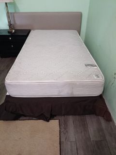 (Category: ) located in . Submitted by gudang.perabot.hotel (Listing ID 1440006187, Image 1). Description: .
