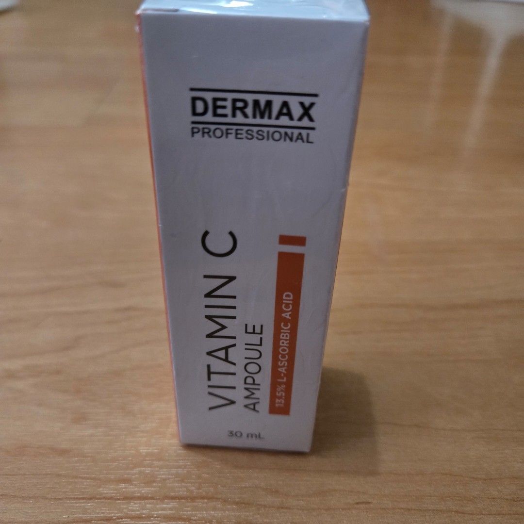 Skin Station Dermax Professional Products (Category: Face Care) located in Mandaluyong City. Submitted by mochi0106 (Listing ID 1440082365, Image 2). Description: Vitamin C Ampoule Intensive Hydration Milky Serum Nano White Whitening Toner Pad Bamboo Water Miscellar Toner.